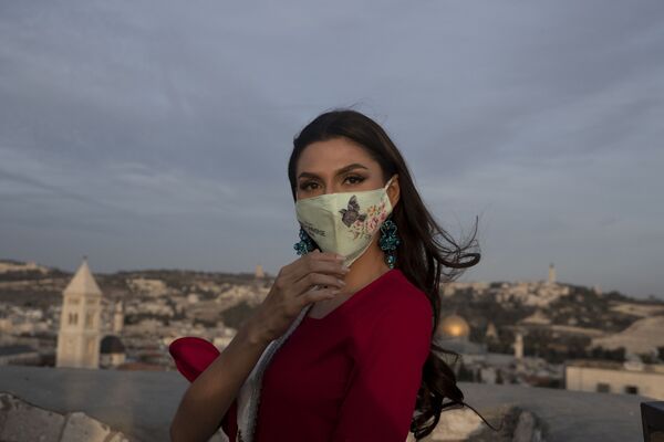 2021年环球小姐选美大赛的哥斯达黎加佳丽游览耶路撒冷旧城。 - 俄罗斯卫星通讯社