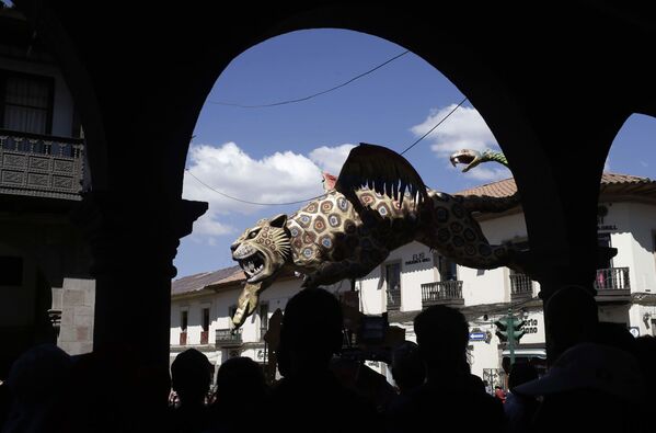 秘鲁库斯科兵器广场上的老虎雕塑。 - 俄罗斯卫星通讯社