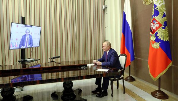 Президент РФ Владимир Путин проводит встречу в режиме видеоконференции с Франческо Роккой - 俄罗斯卫星通讯社