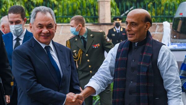 俄防長紹伊古在新德里會見印度國防部長辛格 - 俄羅斯衛星通訊社