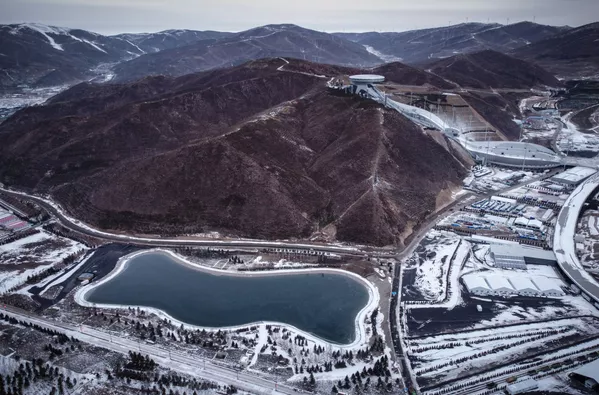 張家口用來造雪的蓄水池。 - 俄羅斯衛星通訊社