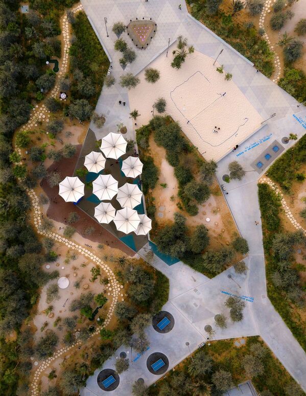 丹麥景觀設計事務所SLA的新型城市公園（Al Fay Park），榮獲“Landscape - Urban Context”類別獎。 - 俄羅斯衛星通訊社