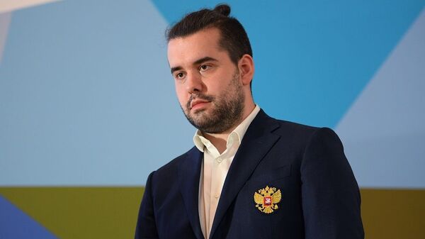 俄罗斯棋手伊恩•涅波姆尼亚奇 - 俄罗斯卫星通讯社