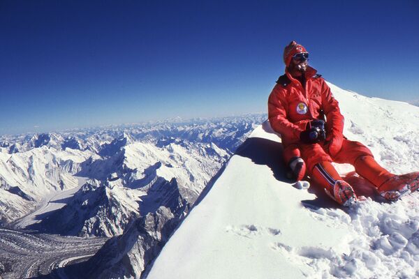 世界顶级攀岩大师图片