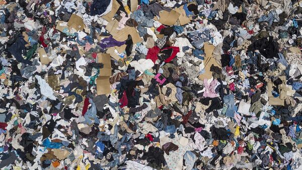 Большая куча непроданной одежды секонд-хенд в Чили   - 俄罗斯卫星通讯社