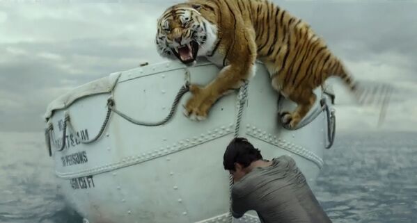 《少年派的奇幻漂流》（Life of Pi）于2012年上映。电影讲述一个印度男孩派的故事。他遵循着三个信条学习了解世界、捍卫原则，寻求真理的道路，学习去爱……但由于命运，他的家人被迫移民。在印度和加拿大之间的半路上，他们乘坐的船遭遇海难，派和一只老虎、一只土狼、一只斑马和一只猩猩在舢板漂流。周围是无边无际的大海，然而未知就在前方… - 俄罗斯卫星通讯社