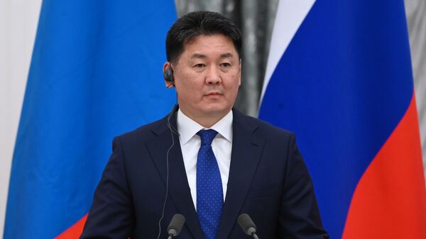蒙古国总统抵达阿斯塔纳参加上合组织峰会