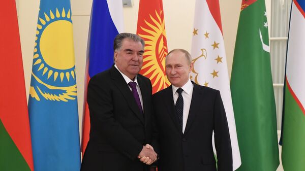 普京与拉赫蒙11月21日将在莫斯科讨论发展两国的经贸和人文领域合作 - 俄罗斯卫星通讯社