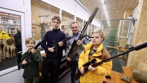烏克蘭利沃夫市長決定教孩子們“如何與俄作戰” - 俄羅斯衛星通訊社