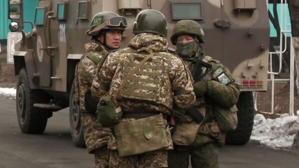 集安组织（集体安全条约组织）维和军事人员。 - 俄罗斯卫星通讯社