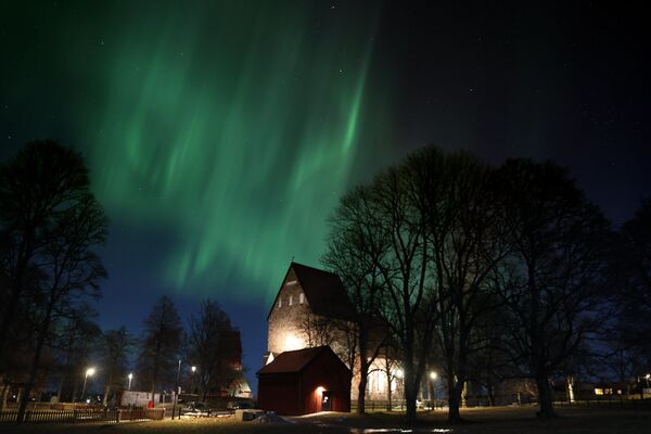 瑞典烏普蘭的北極光。 - 俄羅斯衛星通訊社