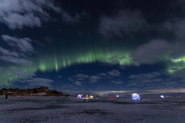 俄羅斯聖彼得堡芬蘭灣上空的北極光。 - 俄羅斯衛星通訊社