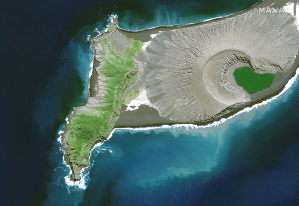 洪加哈帕伊火山噴發前的衛星圖像。 - 俄羅斯衛星通訊社