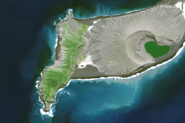 洪加哈帕伊火山噴發前的衛星圖像。 洪加哈帕伊火山噴發前的衛星圖像。 - 俄羅斯衛星通訊社