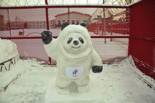 В петербургских колониях провели конкурс по созданию снежных скульптур - 俄罗斯卫星通讯社