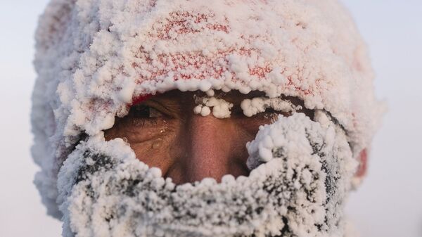 Участник Международного самого холодного в мире марафона в Якутии  - 俄羅斯衛星通訊社
