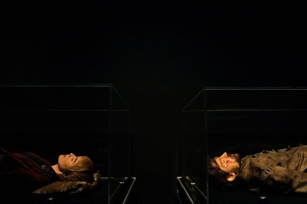 北愛爾蘭《權力的遊戲》博物館裡劇中人物傑米和瑟曦·蘭尼斯特的屍體。 - 俄羅斯衛星通訊社