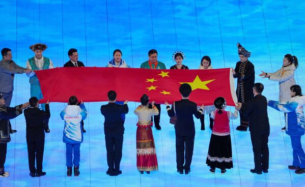 北京第24屆冬奧會開幕式上中國國旗入場。 - 俄羅斯衛星通訊社