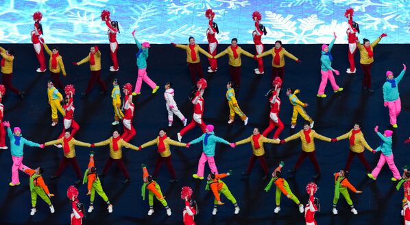 北京第24屆冬奧會開幕式前的表演者。 - 俄羅斯衛星通訊社