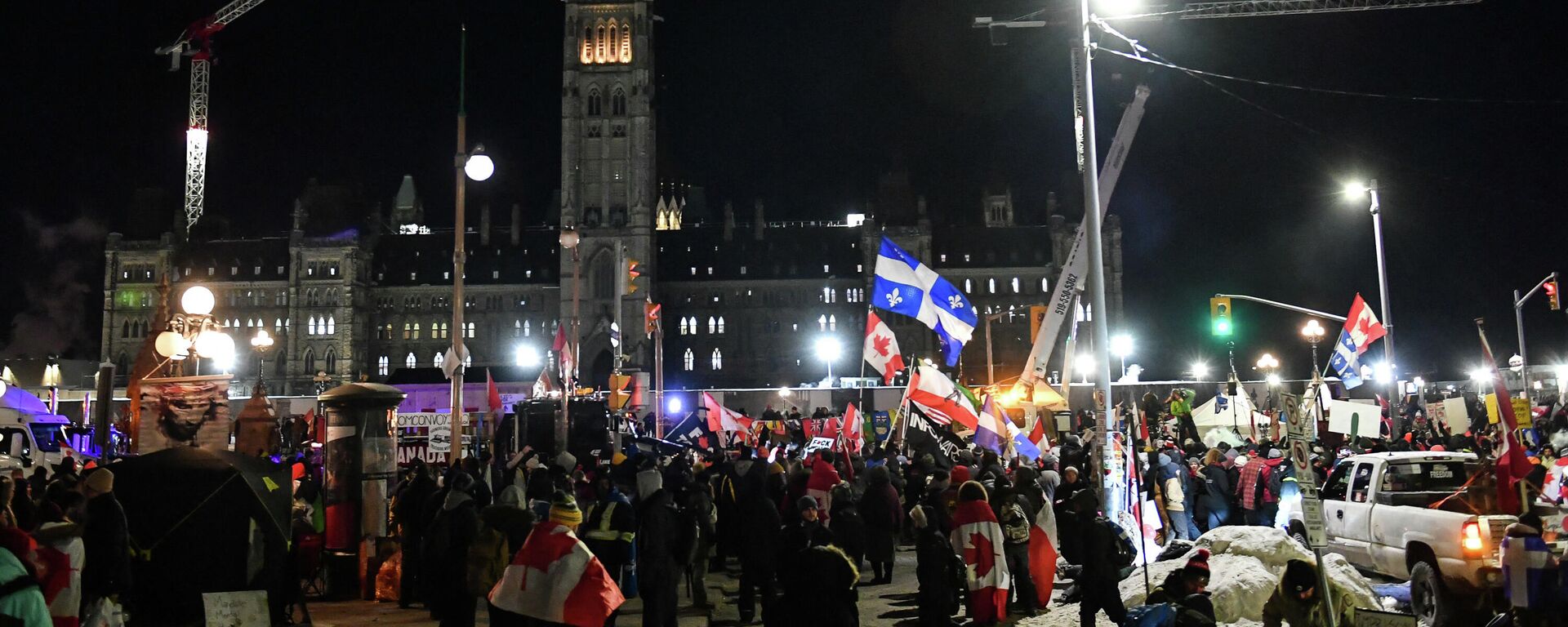  Supporters against vaccines mandates continue to party into the night on February 5, 2022 in Ottawa, Canada - 俄羅斯衛星通訊社, 1920, 06.02.2022