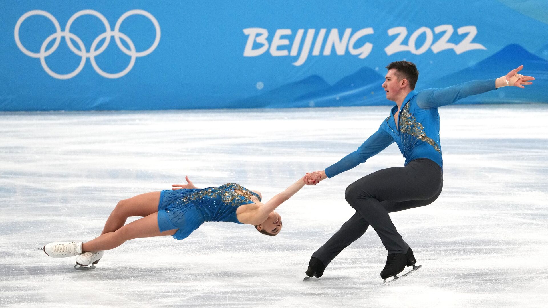 北京冬奥会：俄花滑组合米申娜和加利亚莫夫拉大了俄罗斯队在团体赛中的优势 - 俄罗斯卫星通讯社, 1920, 07.02.2022