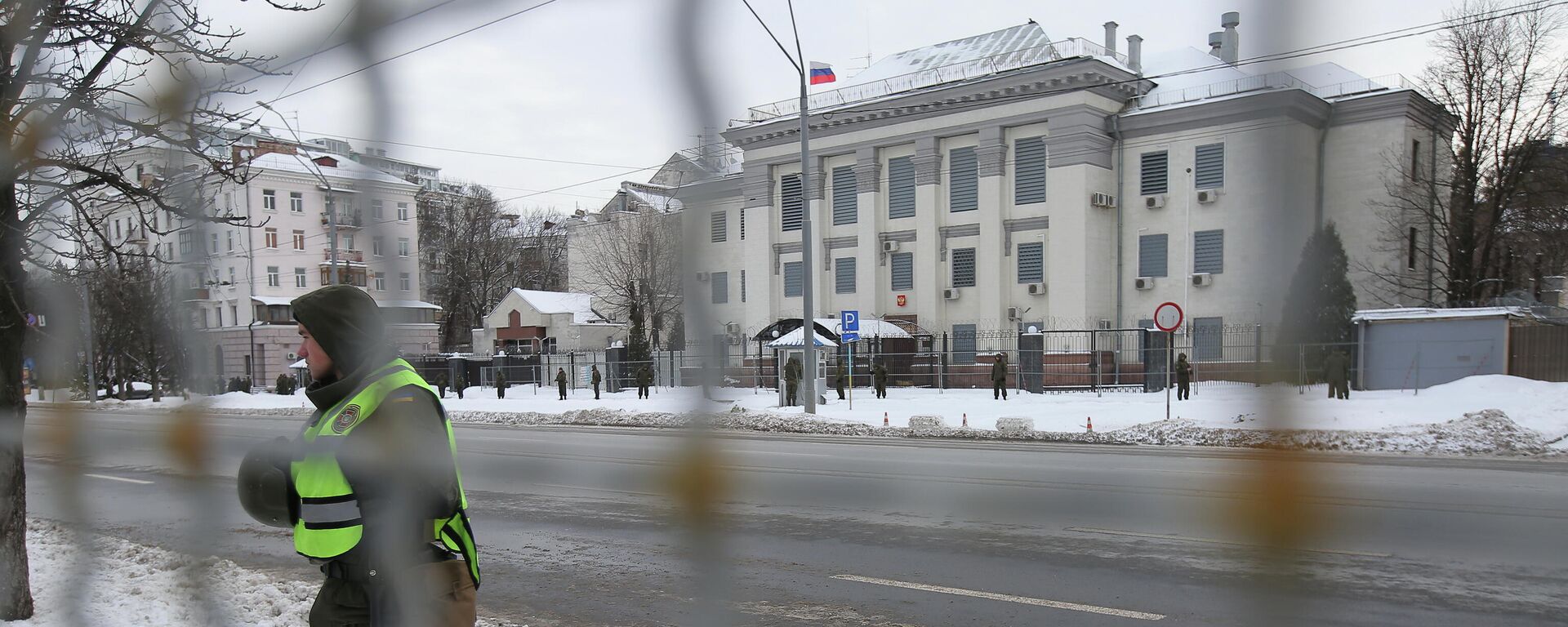 Посольство РФ в Киеве - 俄罗斯卫星通讯社, 1920, 23.02.2022