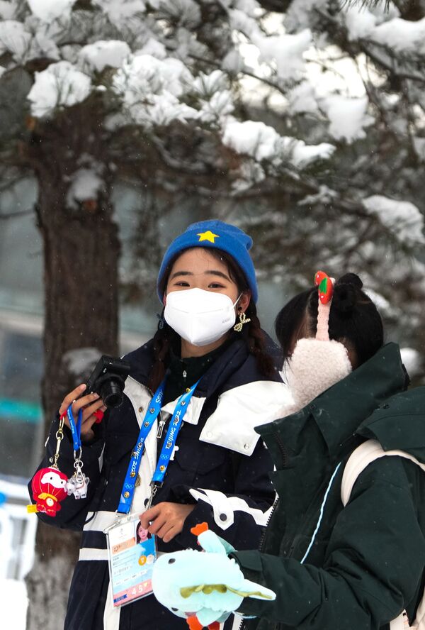 北京冬奥会主新闻中心的女孩。 - 俄罗斯卫星通讯社