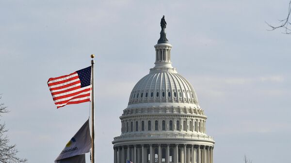 美國眾議院批准減免烏克蘭債務法案 - 俄羅斯衛星通訊社