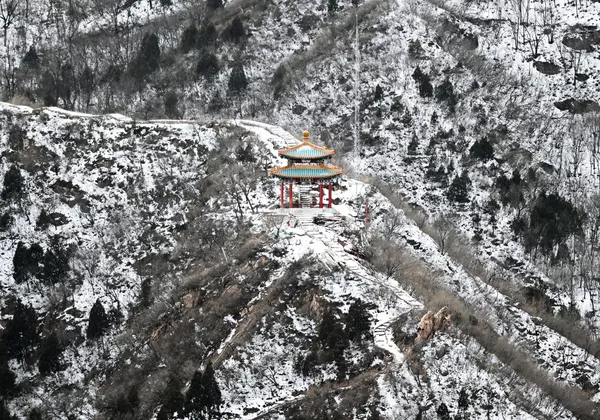 居庸關長城山上的觀景涼亭。 居庸關長城山上的觀景涼亭。 - 俄羅斯衛星通訊社