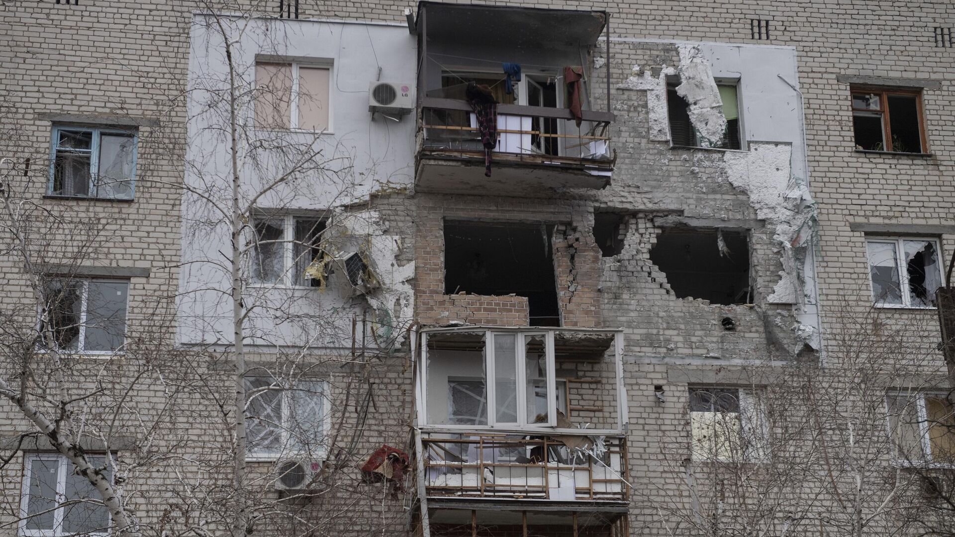 盧甘斯克人民共和國被損毀的住宅樓 - 俄羅斯衛星通訊社, 1920, 30.12.2022