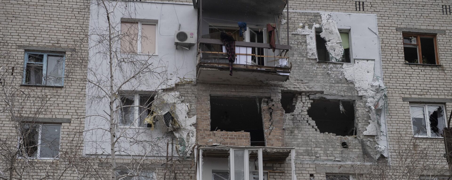 盧甘斯克人民共和國被損毀的住宅樓 - 俄羅斯衛星通訊社, 1920, 30.12.2022