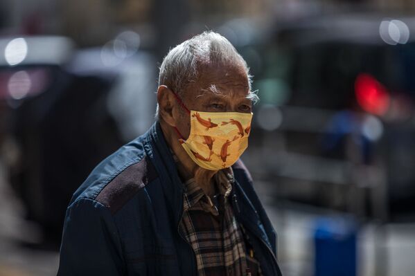 香港市民佩戴口罩出行。. - 俄羅斯衛星通訊社