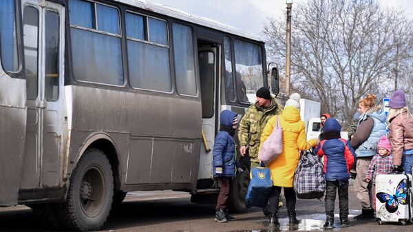 頓涅茨克人民共和國防務指揮部：一晝夜內有96人從馬里烏波爾及其近郊撤離 - 俄羅斯衛星通訊社