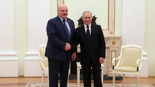 普京在莫斯科與白俄羅斯總統亞歷山大•盧卡申科會晤時 - 俄羅斯衛星通訊社