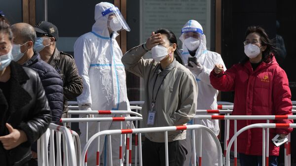 北京，人们排队等待核酸检测。 - 俄罗斯卫星通讯社