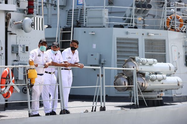 巴基斯坦HIMMAT号军舰参加多哈国际海事防务展。 - 俄罗斯卫星通讯社