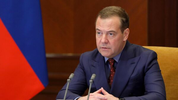 梅德韋傑夫：俄羅斯債務違約可能發展成歐洲違約 - 俄羅斯衛星通訊社