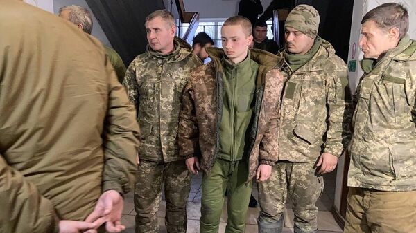 被拘捕的乌克兰武装分子正恢复哈里科夫州的基础设施 - 俄罗斯卫星通讯社
