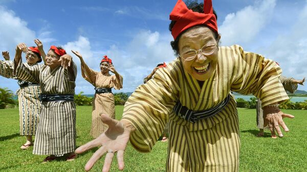 沖繩居民遵循傳統八分飽（hara hachi bu）養生法。 - 俄羅斯衛星通訊社