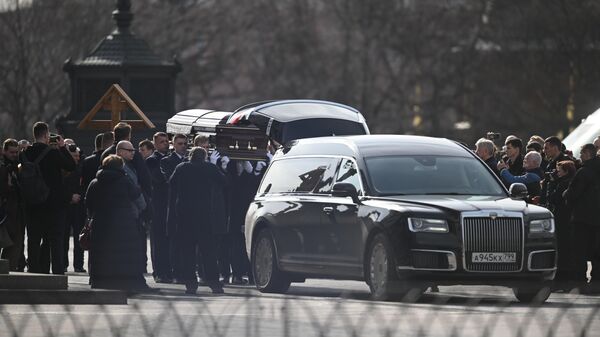俄政治家日里诺夫斯基在莫斯科新圣女公墓下葬 - 俄罗斯卫星通讯社