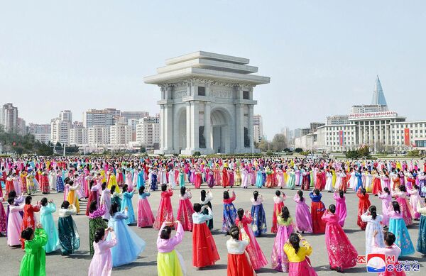朝鲜举行活动庆祝金正恩执政10周年。 - 俄罗斯卫星通讯社