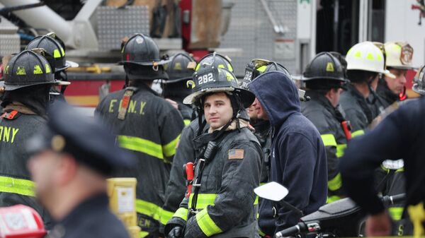 Пожарные на месте стрельбы в Нью-Йорке - 俄罗斯卫星通讯社