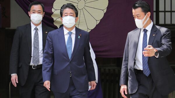 安倍晋三参拜靖国神社 - 俄罗斯卫星通讯社