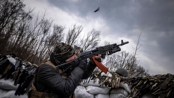 烏克蘭士兵射擊無人機 - 俄羅斯衛星通訊社