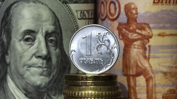 俄“开放银行”：预计年底前卢布汇率将为1美元兑65-66卢布 - 俄罗斯卫星通讯社
