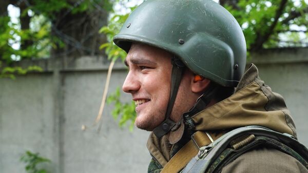 北顿涅茨克附近的卢甘斯克人民共和国人民民兵 - 俄罗斯卫星通讯社