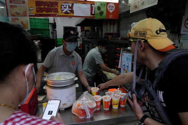 上海市早餐供应于2022年6月1日恢复。 - 俄罗斯卫星通讯社