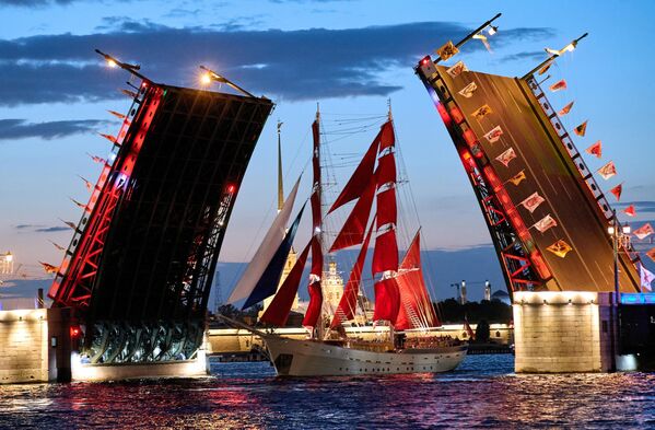 圣彼得堡举行今年第一次“红帆节”彩排。 - 俄罗斯卫星通讯社