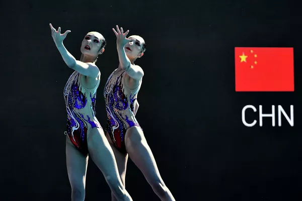 中國組合王柳懿/王芊懿在花樣游泳比賽中。 中國組合王柳懿/王芊懿在花樣游泳比賽中。 - 俄羅斯衛星通訊社