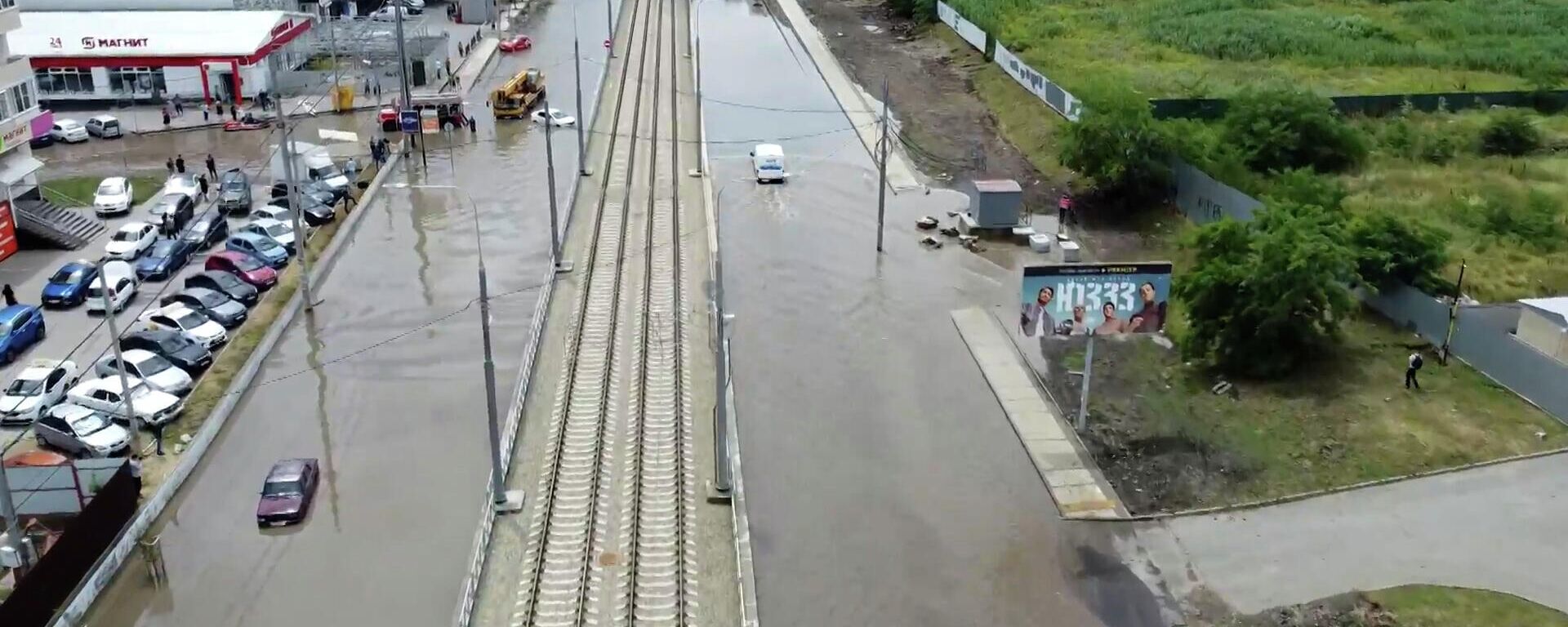 强降雨天气致克拉斯诺达尔市内街道被淹 - 俄罗斯卫星通讯社, 1920, 29.06.2022